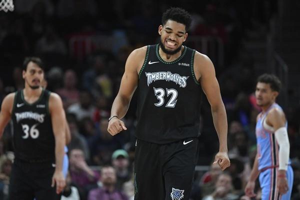 西班牙曾在H组赢得世界杯冠军？卡西：希望这是一种预兆（卡西：西班牙曾从H组登顶世界杯，盼成好兆头）