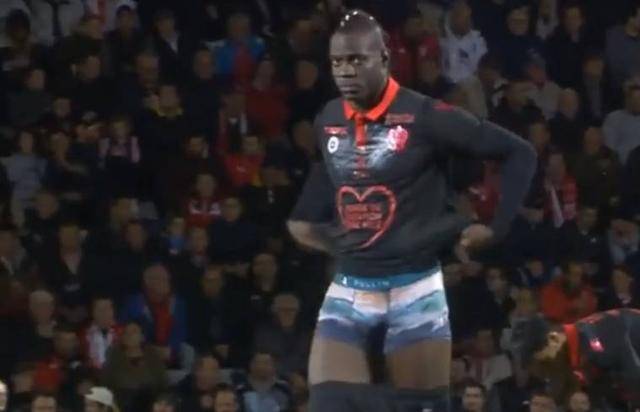 王燊超同款，官方推出直升机游览服务，10分钟行程每人1680元（官方上线直升机观光服务：王燊超同款，10分钟每人1680元）