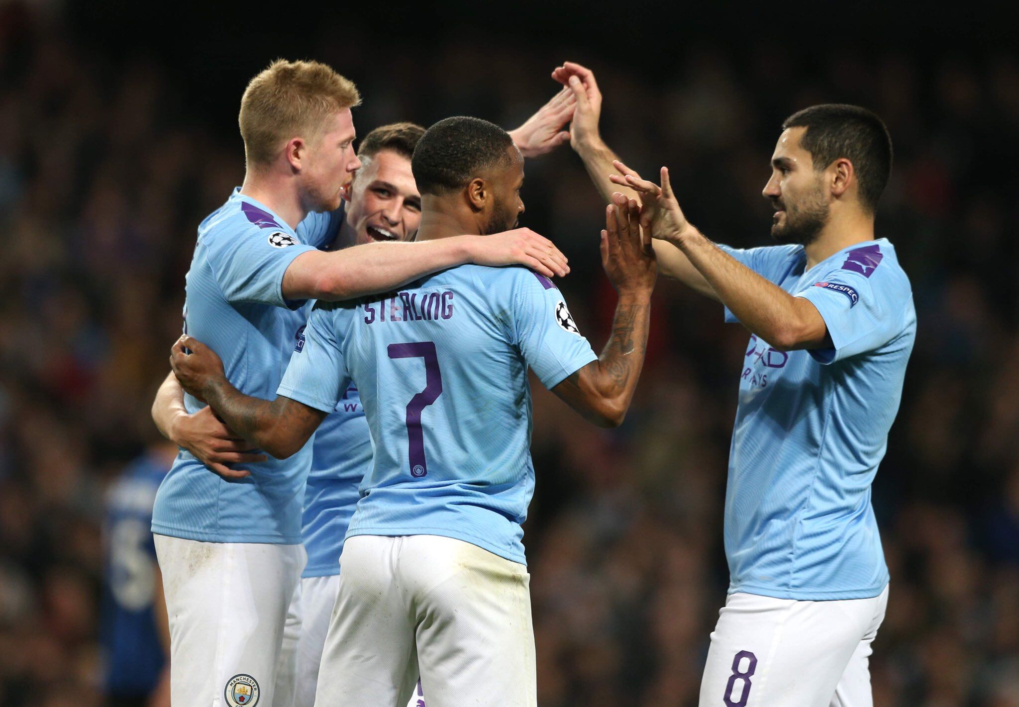 巴媒：格雷米奥主席候选者曾想招募本泽马，以此当竞选筹码（巴媒：格雷米奥主席参选人曾打算签下本泽马当竞选筹码）