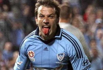 摩洛哥主帅：阿什拉夫是所有人的榜样，目前的康复进程很顺利（摩洛哥主帅：阿什拉夫堪为众人楷模，康复进展顺利）