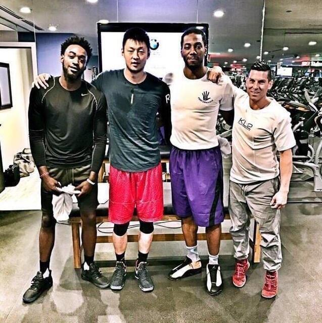 足球国足队长发声：我们不会放弃任何一场比赛（国足队长表态：每一场比赛都不放弃）