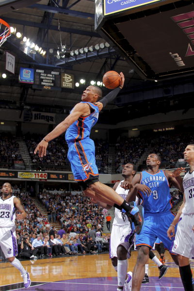 法媒：巴萨、拜仁、米兰和尤文关注南特17岁中卫塔蒂（法媒称：巴萨、拜仁、米兰与尤文有意南特17岁中卫塔蒂）