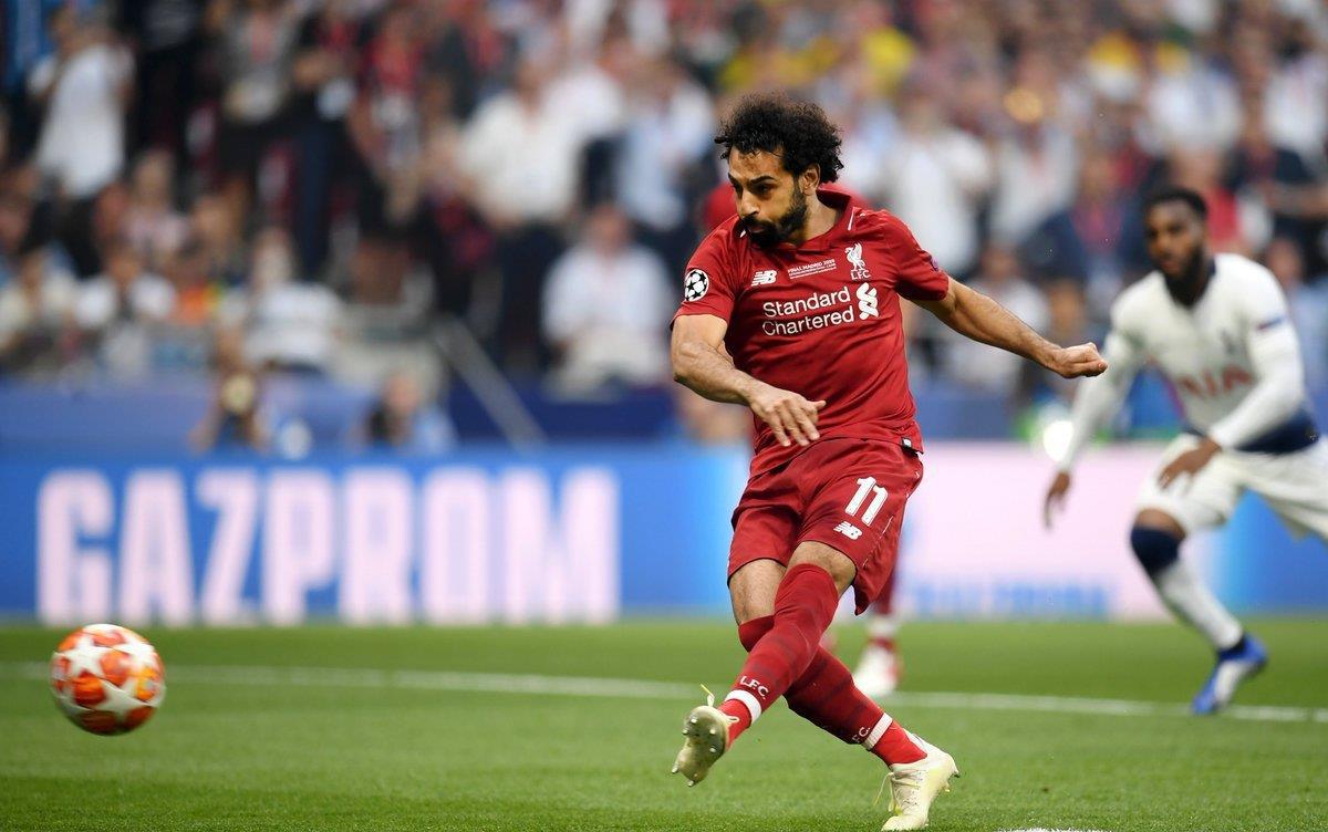 莱比锡6-0大胜法兰克福，迪奥曼德戴帽，鲍姆加特纳一射两传（莱比锡6-0横扫法兰克福：迪奥曼德上演帽子戏法，鲍姆加特纳1球2助攻）