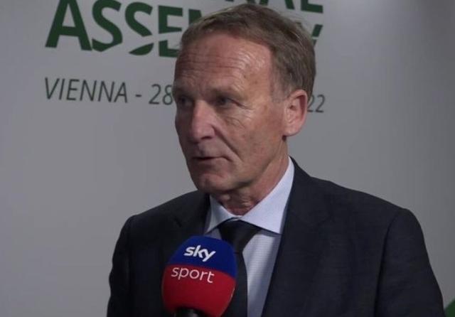 TA：奥利塞合同中没有任何解约金条款，拜仁希望和他续约（TA：奥利塞合同不设解约金，拜仁欲与其续约）