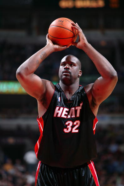 米体：法国电视台取消转播年轻人vs里尔，因前者胸前广告违规（米体：因胸前广告不合规，法国电视台叫停年轻人对阵里尔的转播）