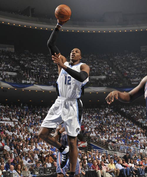 安永佳：我们给申花制造了很多麻烦，球队表现不错（安永佳：球队发挥出色，多次给申花施压）