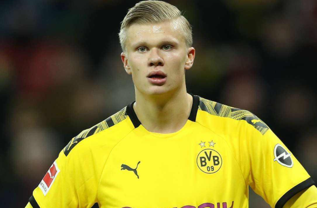 阿劳霍在家中举办了一次球队聚餐，佩德里、加维等人现身（阿劳霍家中组织球队聚餐，佩德里、加维等到场）