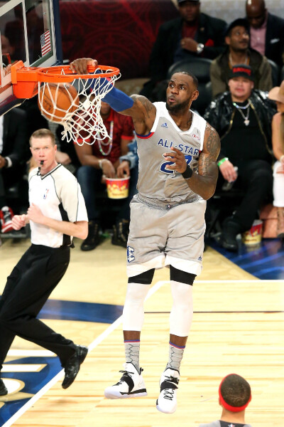 英超球员专访：凯恩谈个人状态,（英超专访：凯恩畅谈近况与状态）