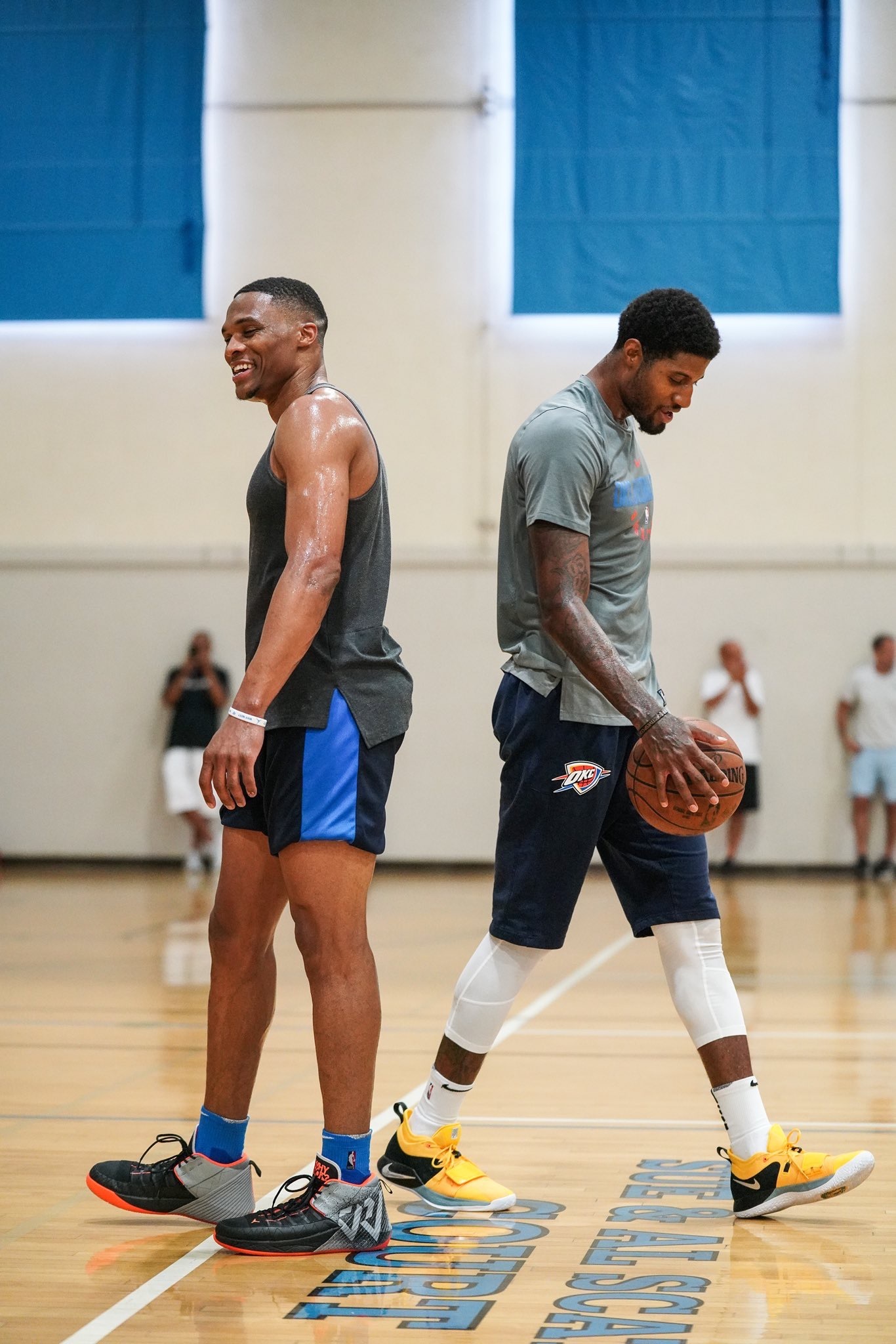 南通发布：南通市委书记、市长参加“苏超”南通队凯旋欢迎会（南通发布：“苏超”南通队凯旋欢迎会，市委书记、市长出席）