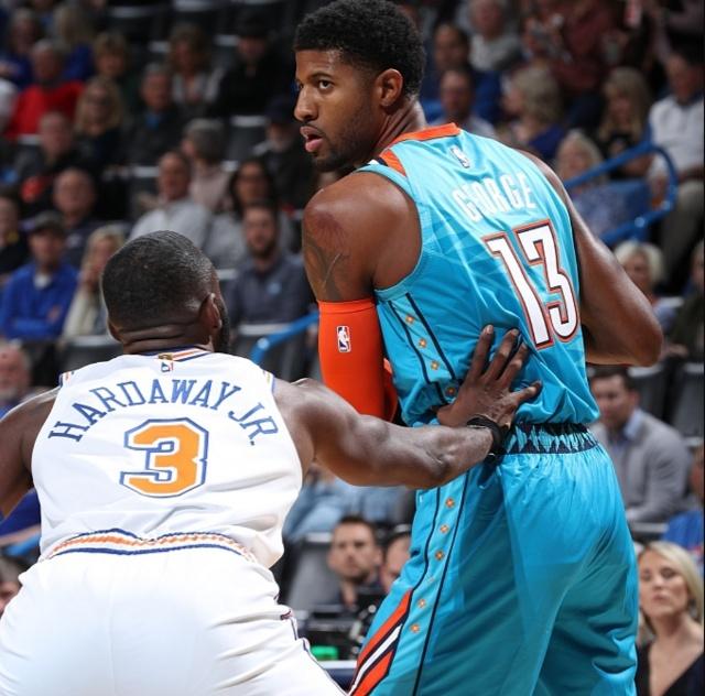 世体：费尔明参加慈善，支持家乡医院儿童娱乐空间揭幕仪式（世体：费尔明出席公益活动，见证家乡医院儿童娱乐空间揭幕）