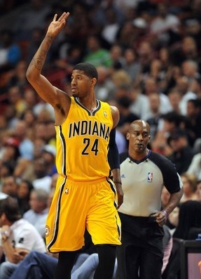 那不勒斯官方：洛博特卡在意杯赛前热身时左腿后胫肌拉伤（那不勒斯官方通报：洛博特卡在意杯赛前热身时左腿后胫肌拉伤）