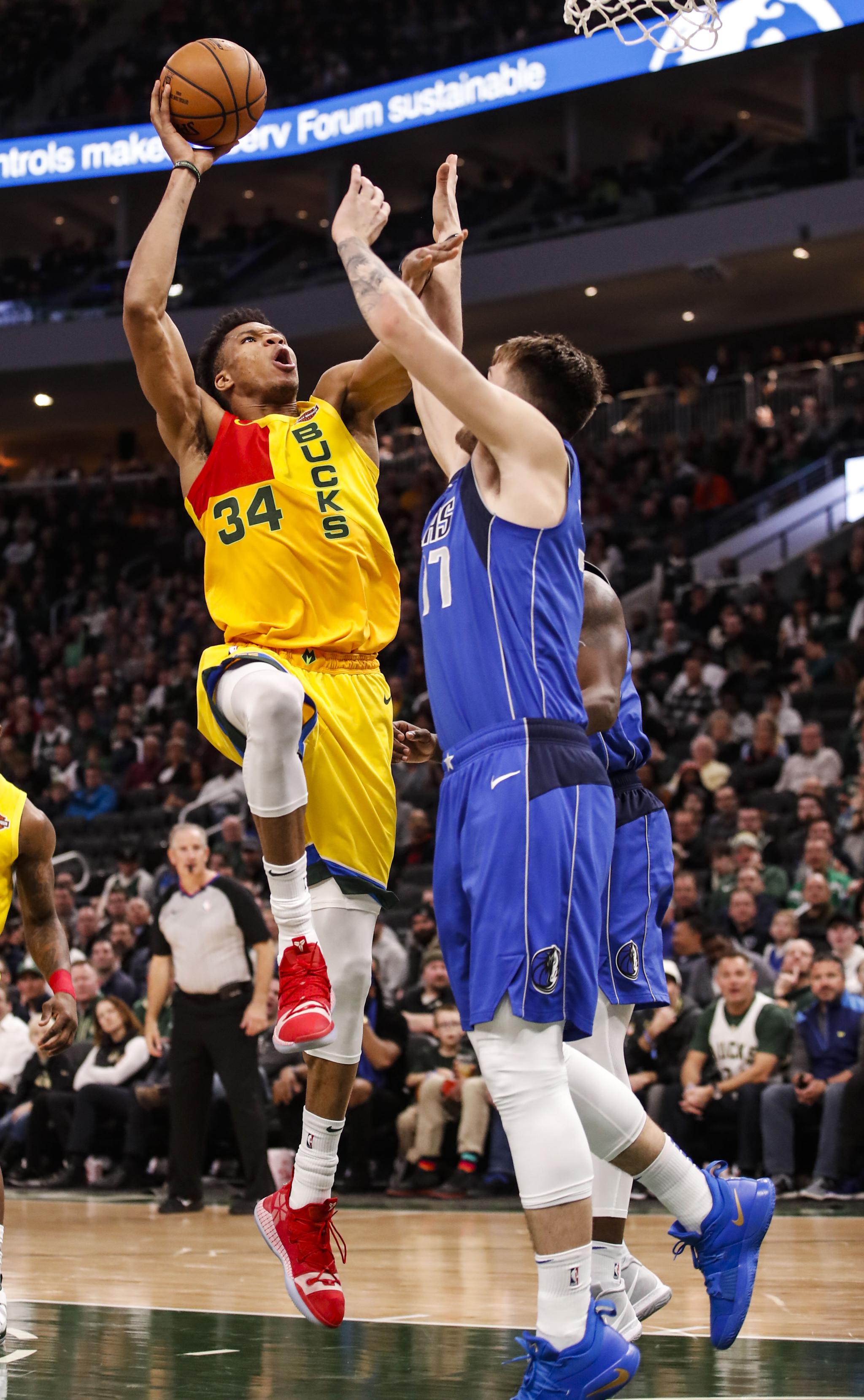 埃孔：尼日利亚足协结清欠款，全队团结一心备战比赛（埃孔：尼日足协已结清欠款，球队上下同心备战）