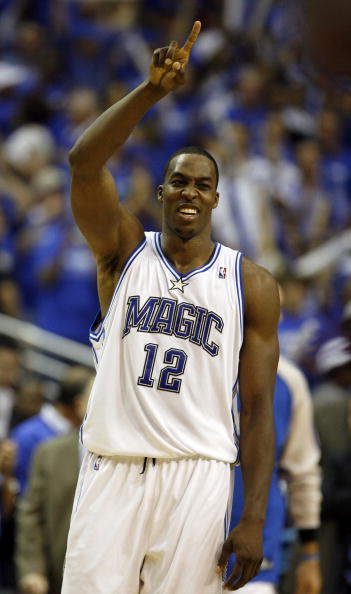 半场：国米0-0闷平比萨，劳塔罗、皮奇尼尼造险（半场战报：国米与比萨互交白卷，劳塔罗与皮奇尼尼先后制造险情）