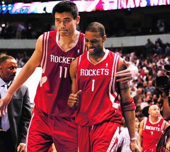 科洛瓦蒂：国米和米兰都会等机会打反击，这将是一场战术大战（科洛瓦蒂：国米与米兰将伺机反击，这将是一场战术博弈）