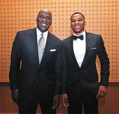 英超战报：曼城逆转切尔西,（英超快讯：曼城上演逆转击败切尔西）