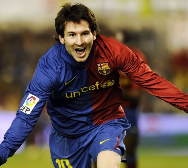 记者：兰克尔踢成都前夜溜去深圳见女友，次日回来裤裆有血（媒体称兰克尔赛前夜疑赴深圳探望女友，次日表现引发争议）